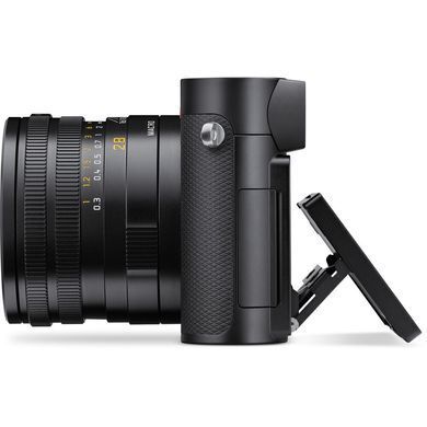 LEICA Q3, black paint finish (19080)