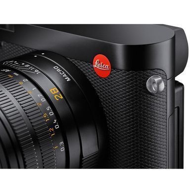 LEICA Q3, black paint finish (19080)