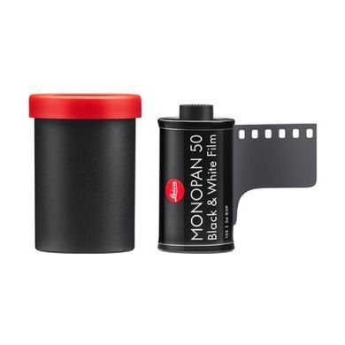 Черно-белая негативная пленка Leica MONOPAN 50 Black and White Negative Film (14717)
