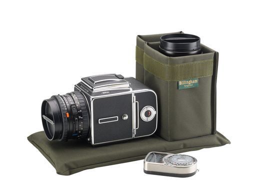 Сумка Billingham 207 Camera Bag - Black FibreNyte / Black Leather (506102-01)